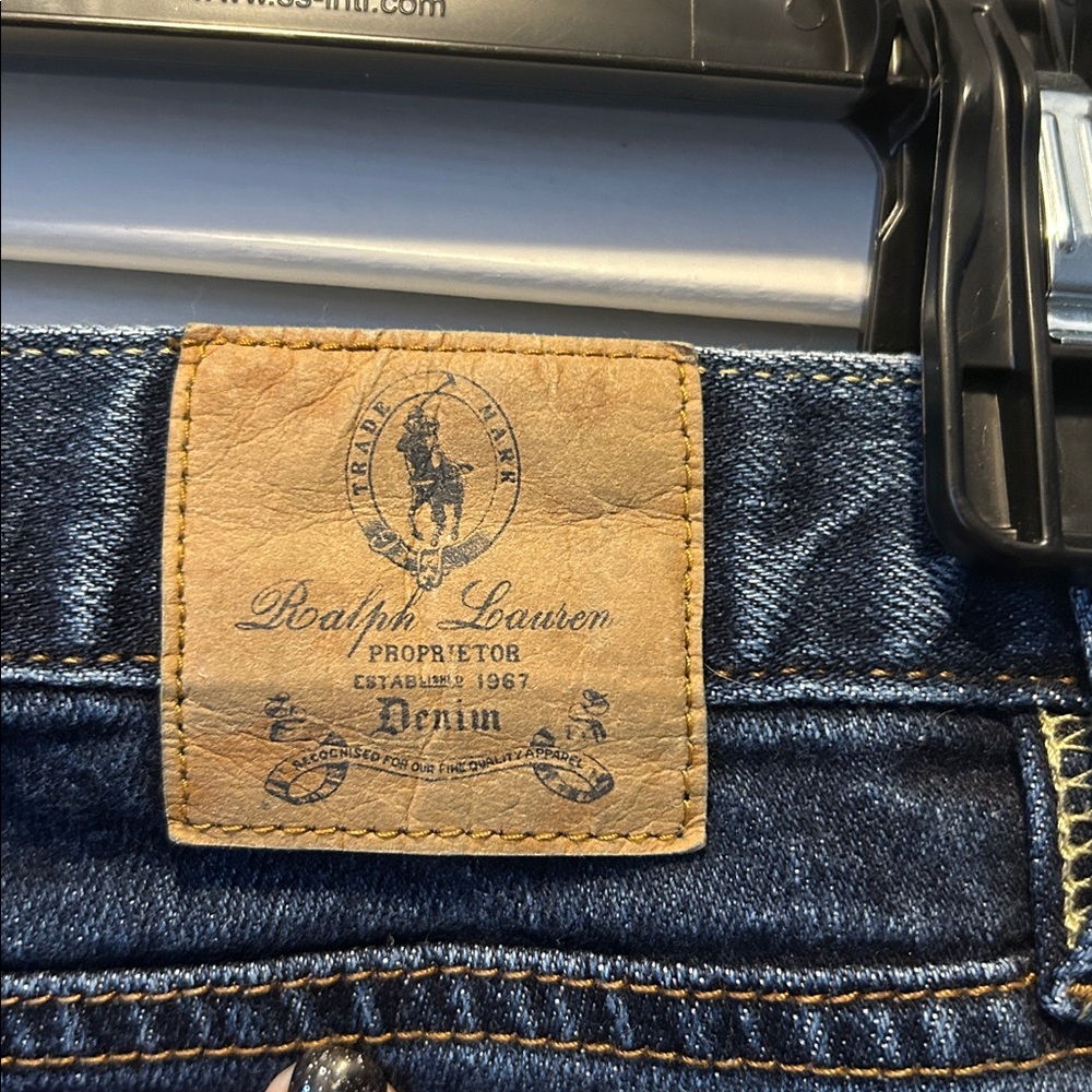 Ralph Lauren sport  ladies jeans  size 32 vintage with back pocket logo. - Picture 3 of 6